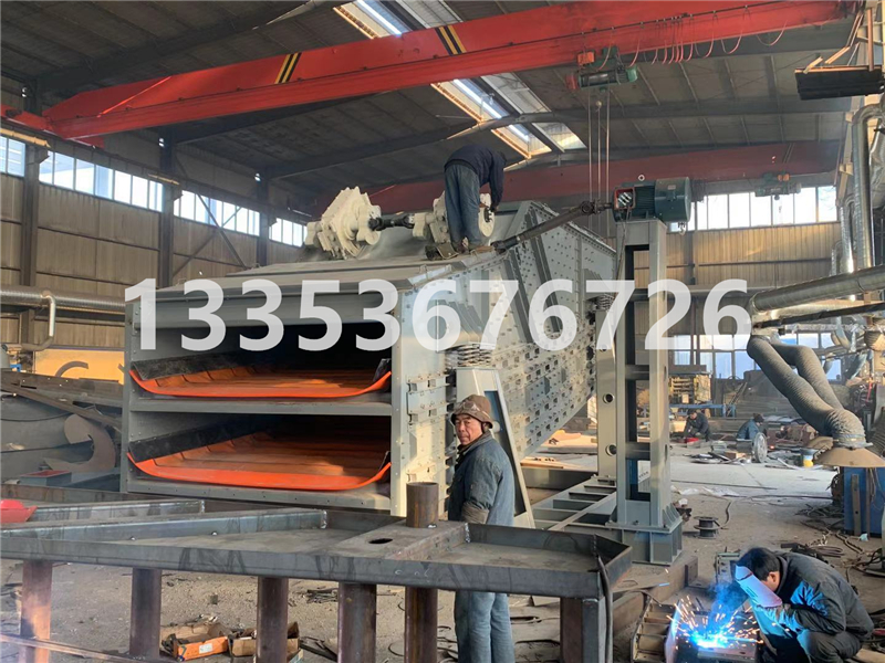鵬威弛張沸騰篩針對粘料濕料的篩分有什么突出表現(xiàn)？